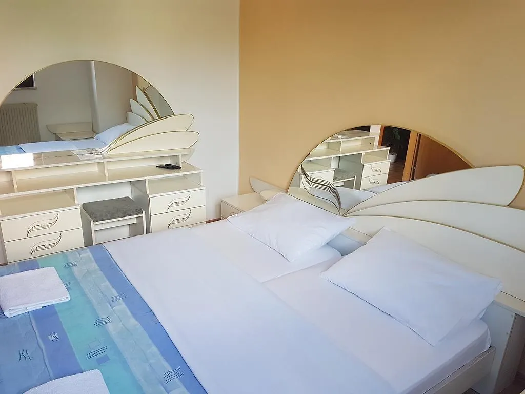 Rooms Hunter Malinska 3*,  Croatia